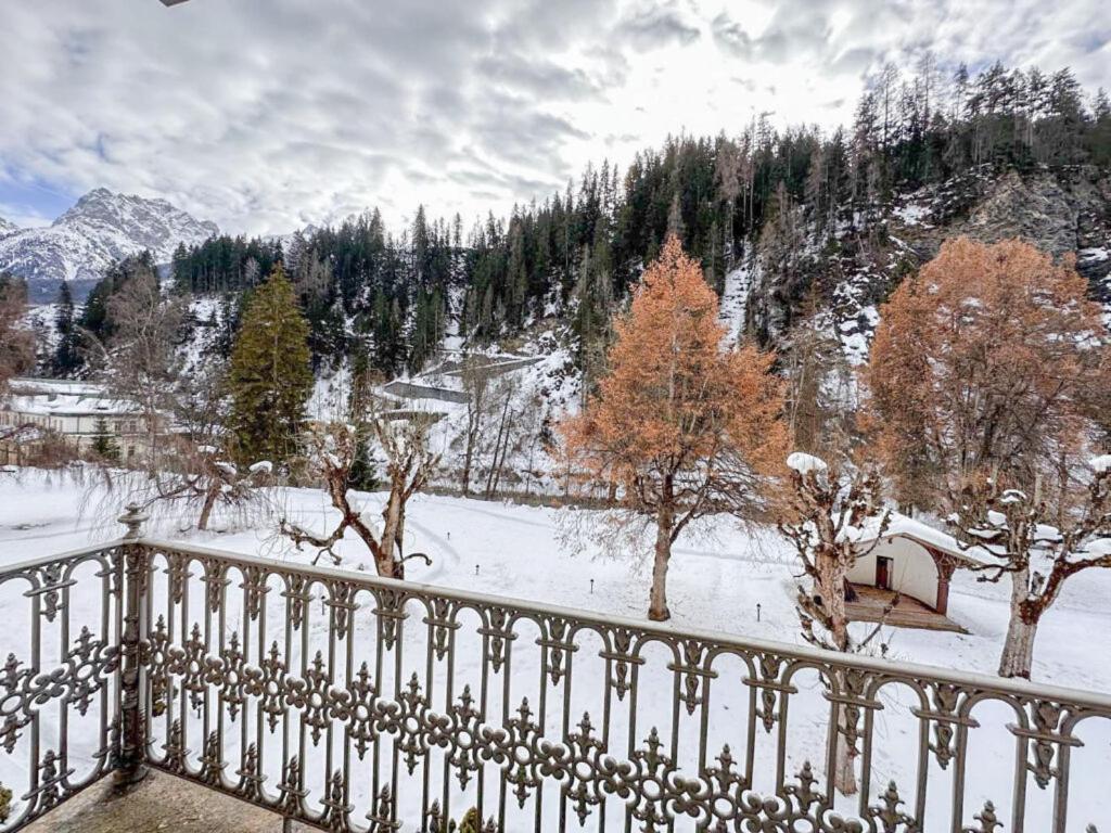 Scuol Palace - Culture, Nature & Health Exterior photo