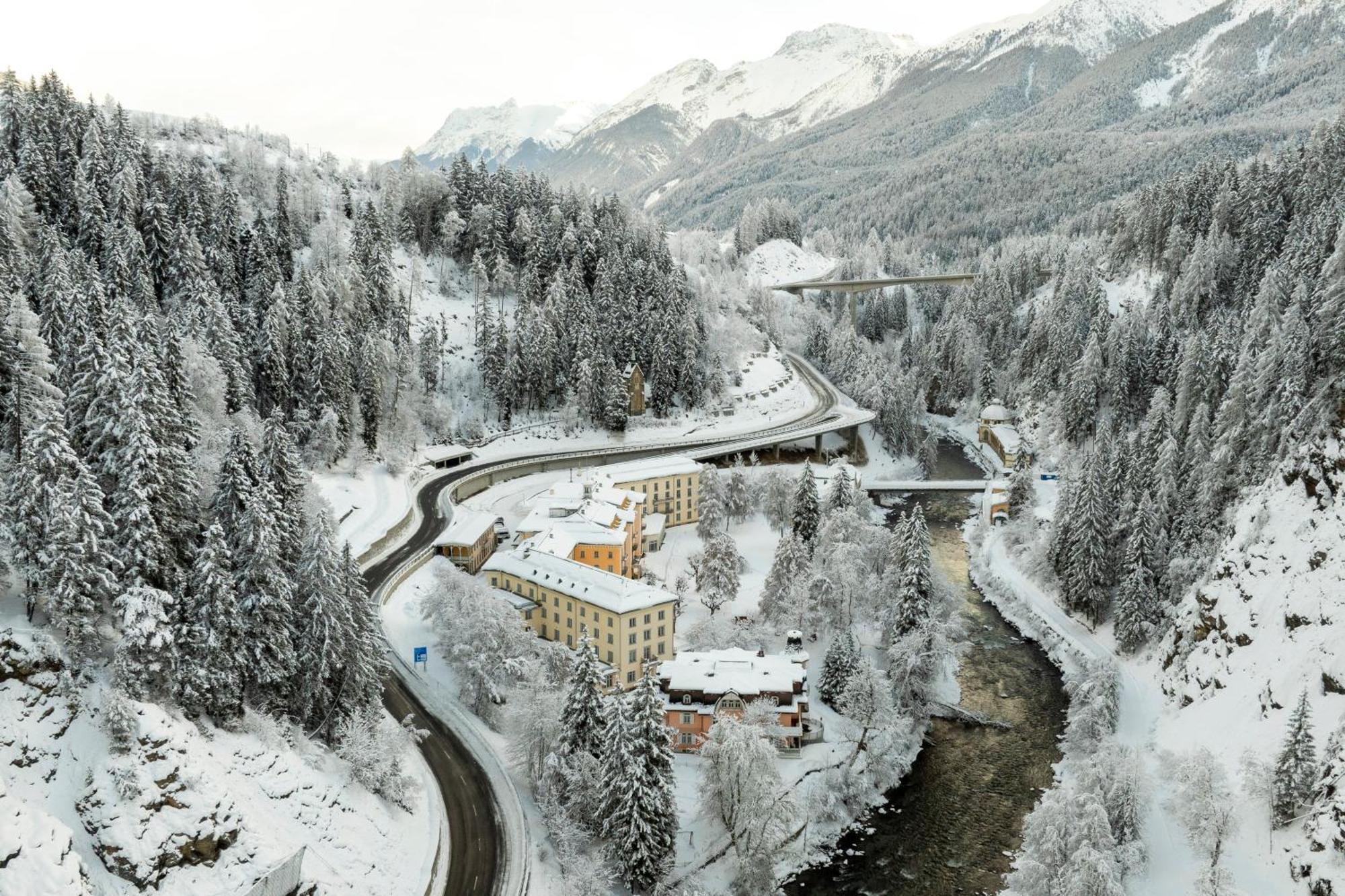 Scuol Palace - Culture, Nature & Health Exterior photo